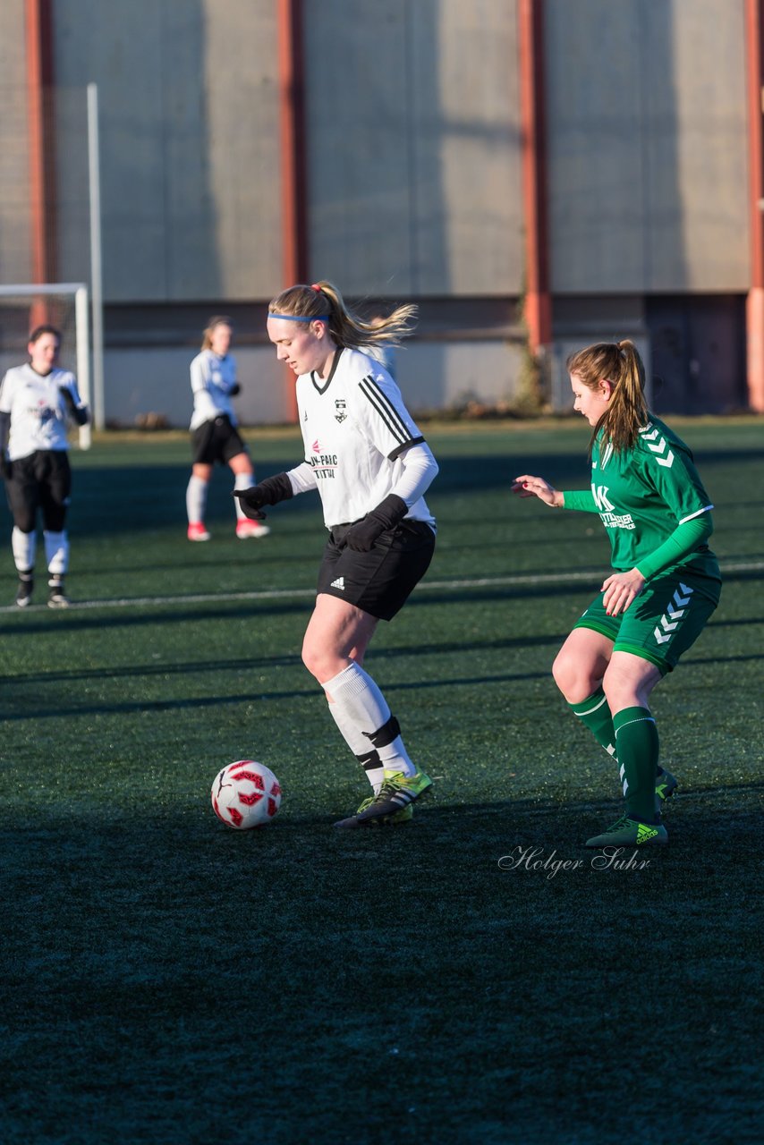 Bild 177 - Frauen SG Holstein Sued - SV Gruenweiss-Siebenbaeumen : Ergebnis: 0:2